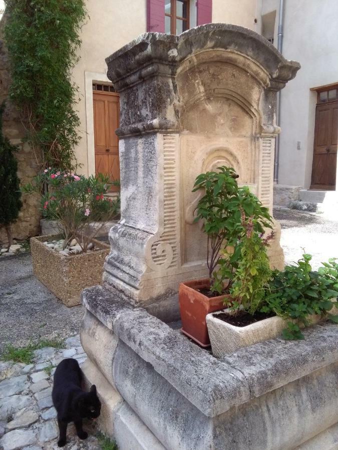La Maison Derriere La Fontaine Buis-les-Baronnies Εξωτερικό φωτογραφία