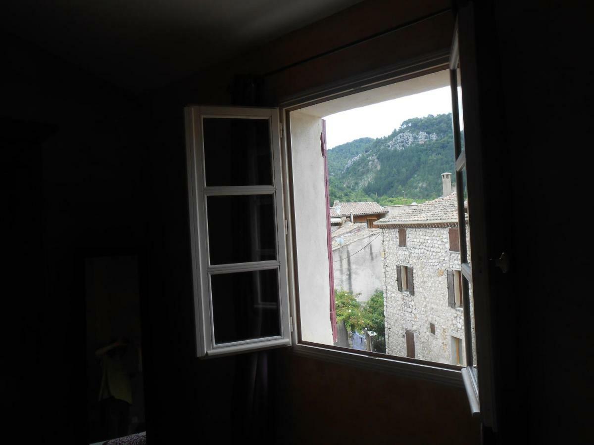 La Maison Derriere La Fontaine Buis-les-Baronnies Εξωτερικό φωτογραφία